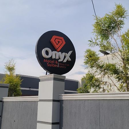 Onyx Motel And Suites Mbarara Dış mekan fotoğraf